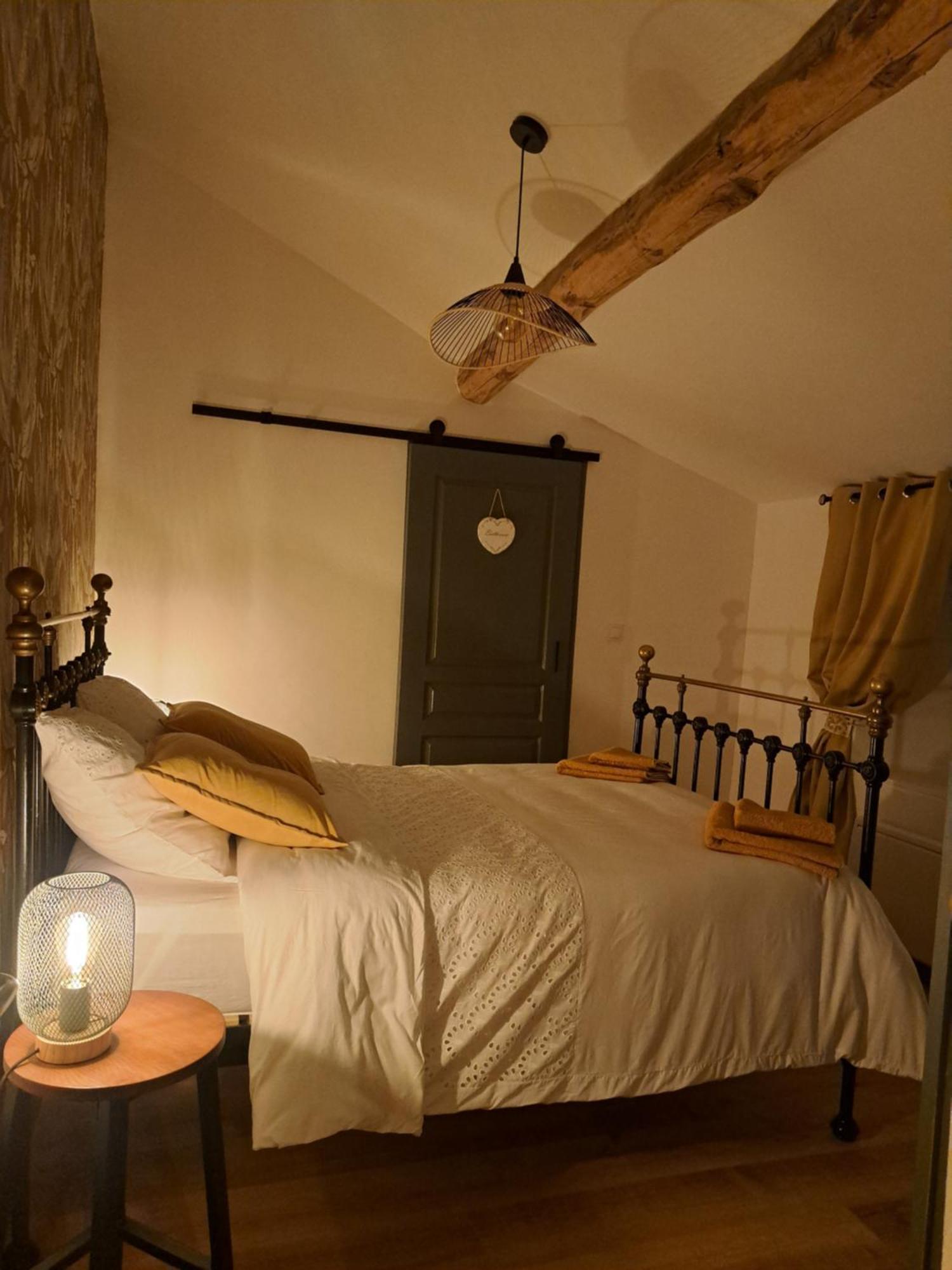 Lavallade12 Chambers D'Hotes Roussines Exterior photo