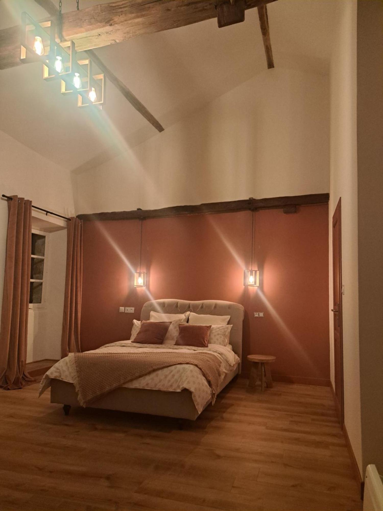 Lavallade12 Chambers D'Hotes Roussines Exterior photo